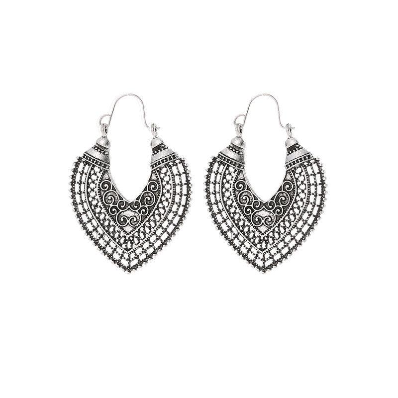 Beautifu Vintage Carved Earrings - BUNNY BAZAR