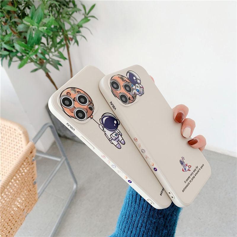 Silicone Mobile Phone Cover for Lunar Astronauts - BUNNY BAZAR