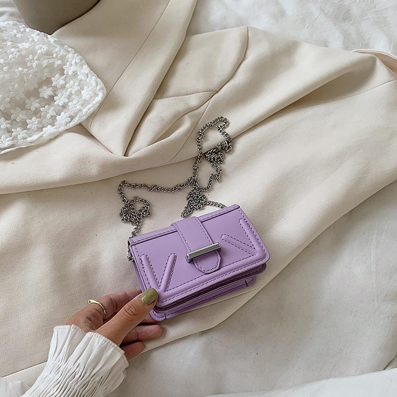 This Stylish Small Square Bag Features A Unique Combination Of Solid Colors, With A Chic And Modern Finish. - BUNNY BAZAR