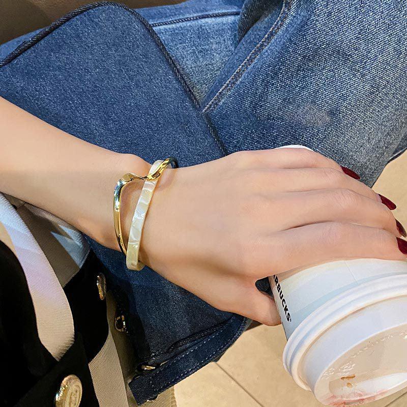 Metal White Shellfish Plate Bracelet For Women Opening Adjustable 2 Layers Design Llight Luxury Female Fashion Jewelry Gifts - BUNNY BAZAR