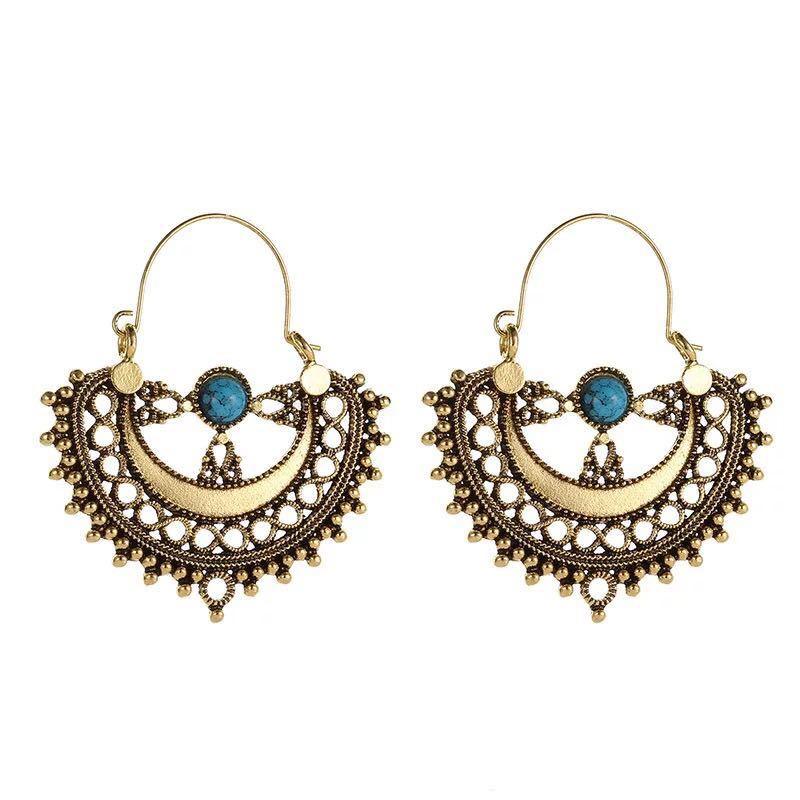 Beautifu Vintage Carved Earrings - BUNNY BAZAR