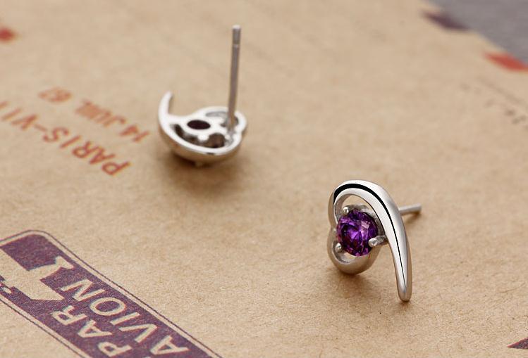 Zircon Heart Earrings - BUNNY BAZAR