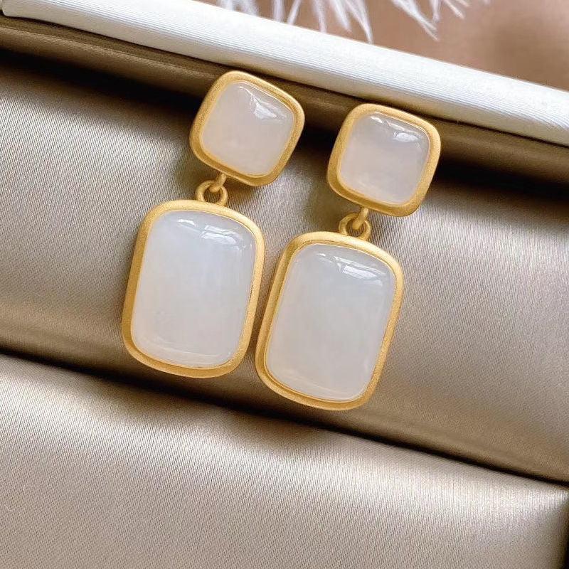Jade Sapphire Earrings Bafeng Wild Personality Earrings Female Earrings - BUNNY BAZAR