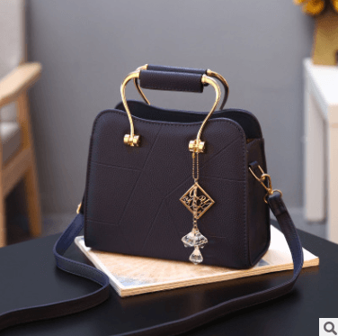 Korean Version of the Ladies Handbag features a stylish and modern design - BUNNY BAZAR