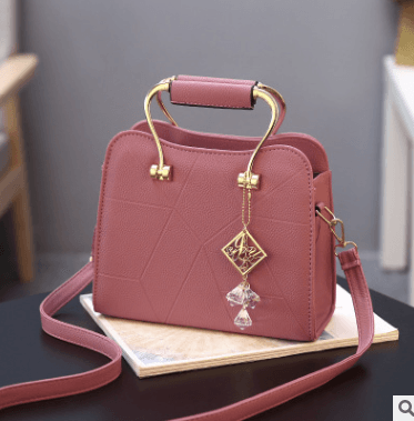 Korean Version of the Ladies Handbag features a stylish and modern design - BUNNY BAZAR