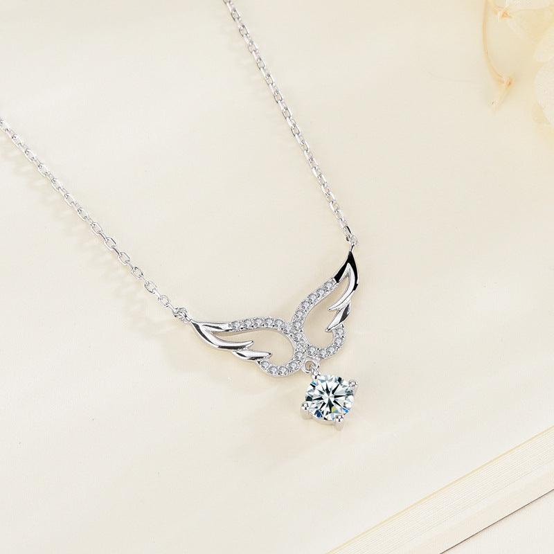 Angel wings necklace - BUNNY BAZAR