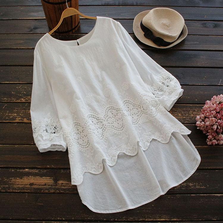 Loose top with hollow embroidered hem - BUNNY BAZAR