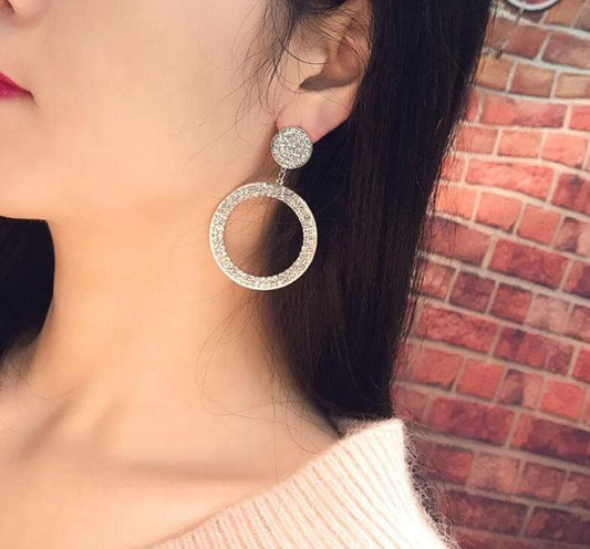 Fashionable and Sophisticated Style With These Exaggerated Circle Earrings - BUNNY BAZAR