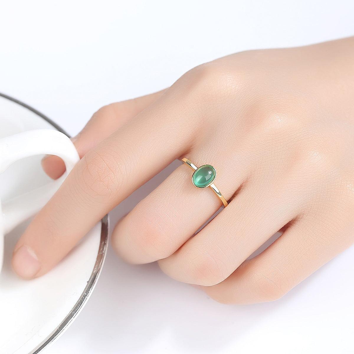 Temperament inlaid green zircon ring - BUNNY BAZAR