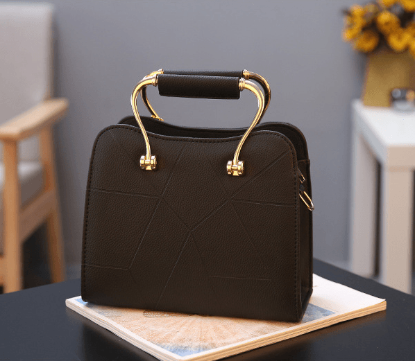 Korean Version of the Ladies Handbag features a stylish and modern design - BUNNY BAZAR