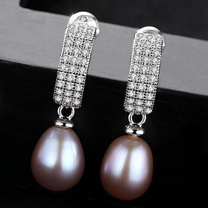 Freshwater Pearl Stud Earrings Will Give Any Outfit a Truly Classic Look - BUNNY BAZAR