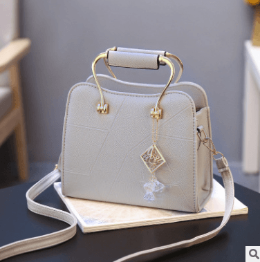 Korean Version of the Ladies Handbag features a stylish and modern design - BUNNY BAZAR