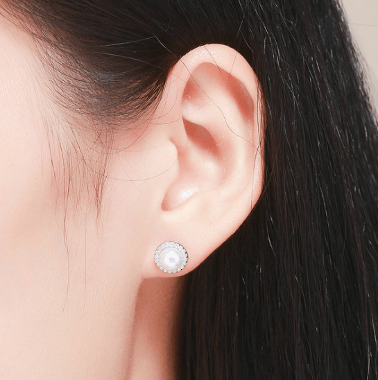 Classic Pearl Stud Earrings Make The Perfect Addition To Any Wardrobe - BUNNY BAZAR