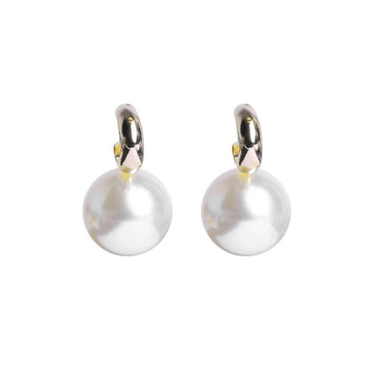 Large pearl earrings - BUNNY BAZAR