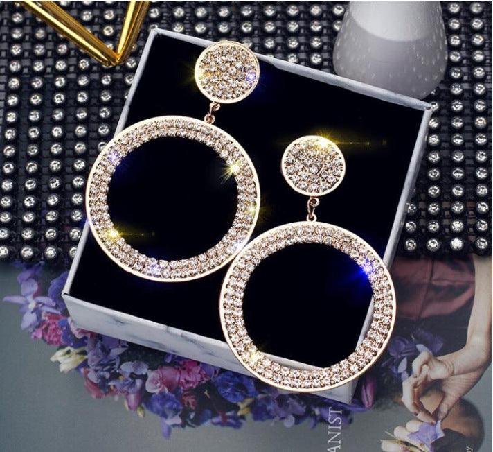 Fashionable and Sophisticated Style With These Exaggerated Circle Earrings - BUNNY BAZAR