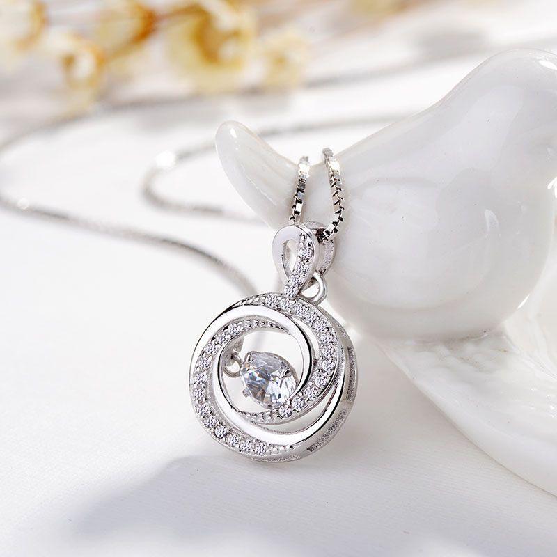 Japanese and Korean rose pendant - BUNNY BAZAR