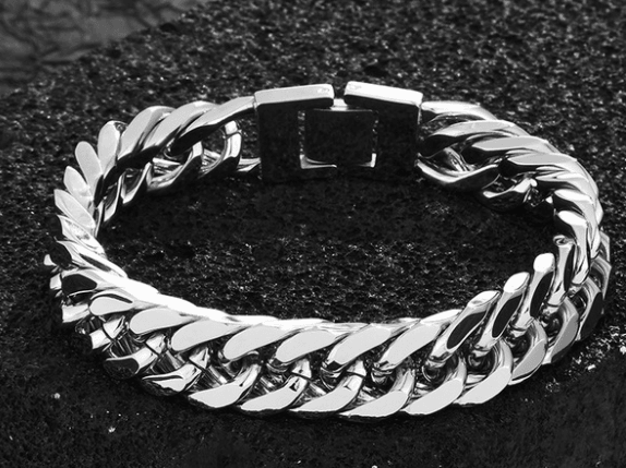 Titanium steel double buckle bracelet - BUNNY BAZAR