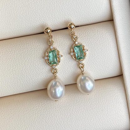 Sterling silver natural freshwater pearl earrings - BUNNY BAZAR