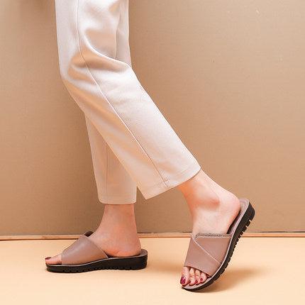 Wear Soft Bottom Non-slip Middle-aged Flat Bottom Middle-aged Sandals - BUNNY BAZAR